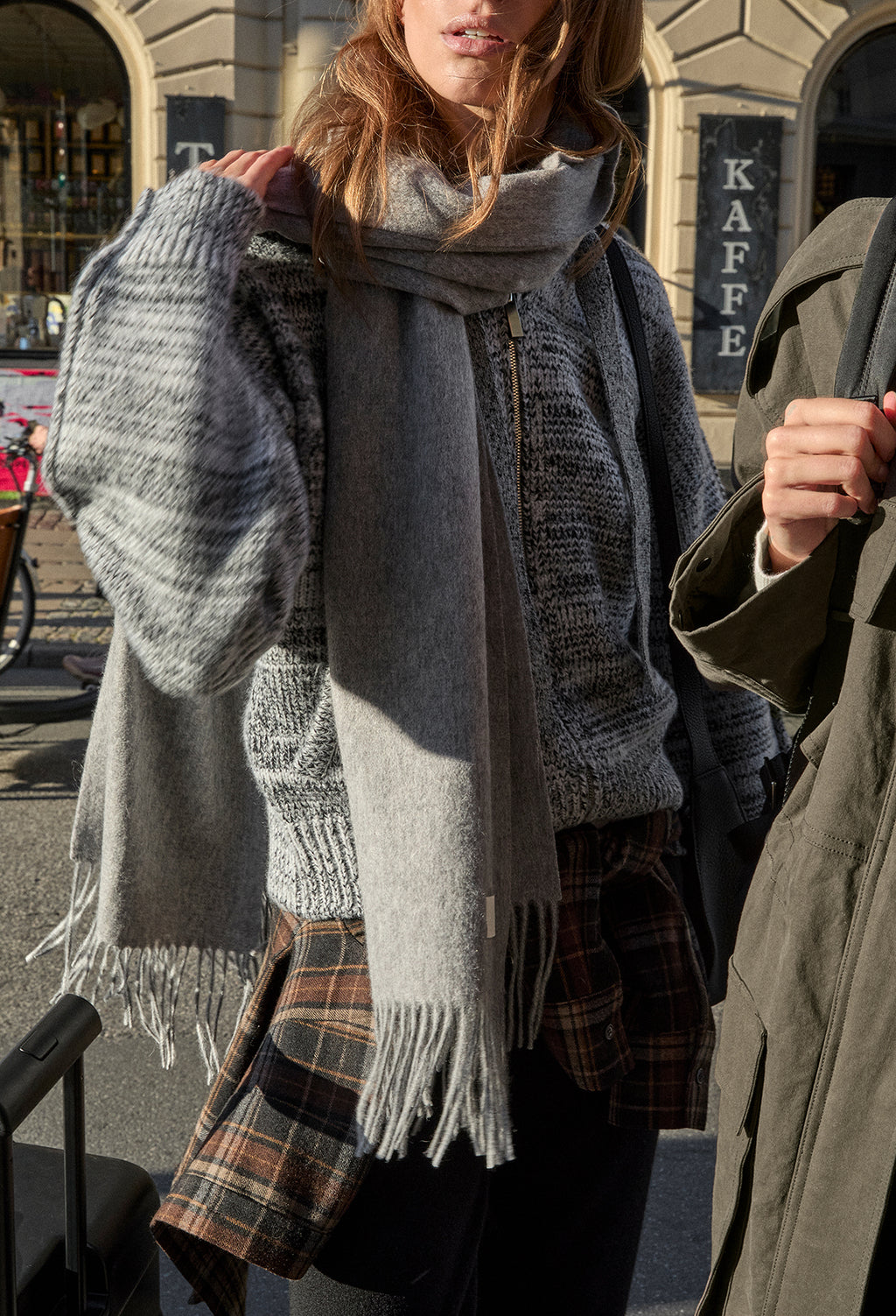 Lambswool Fringe Muffler Gray