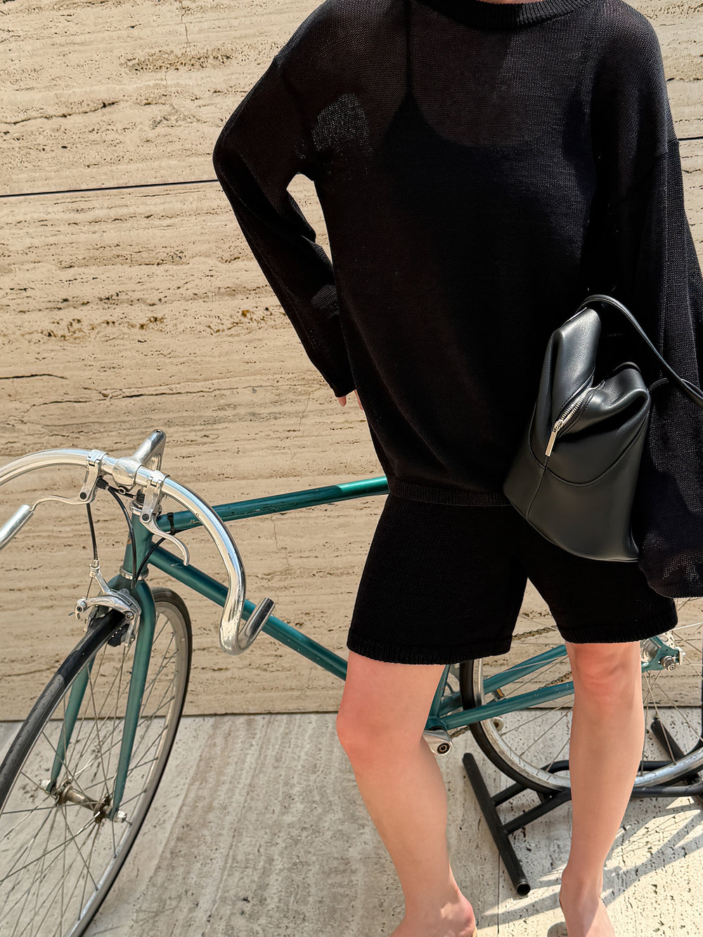Sheer Round Pullover Black