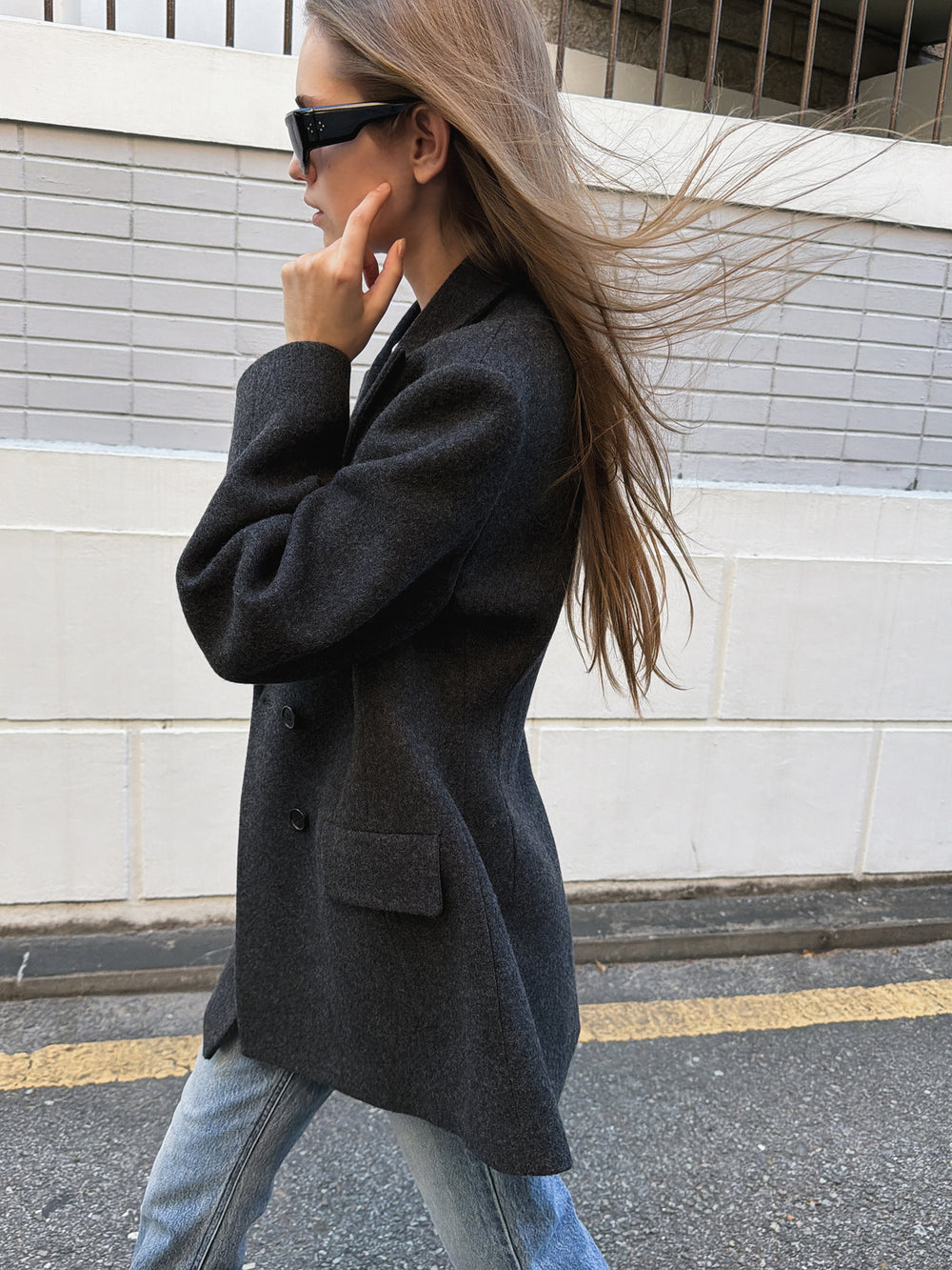 Hourglass silhouette coat charcoal