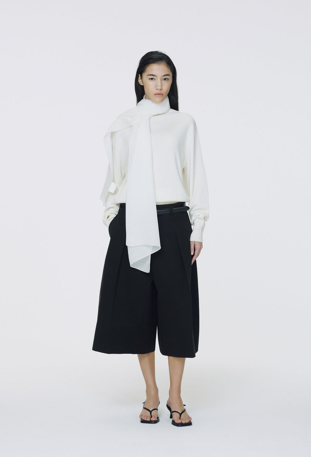 Wool silk scarf ivory
