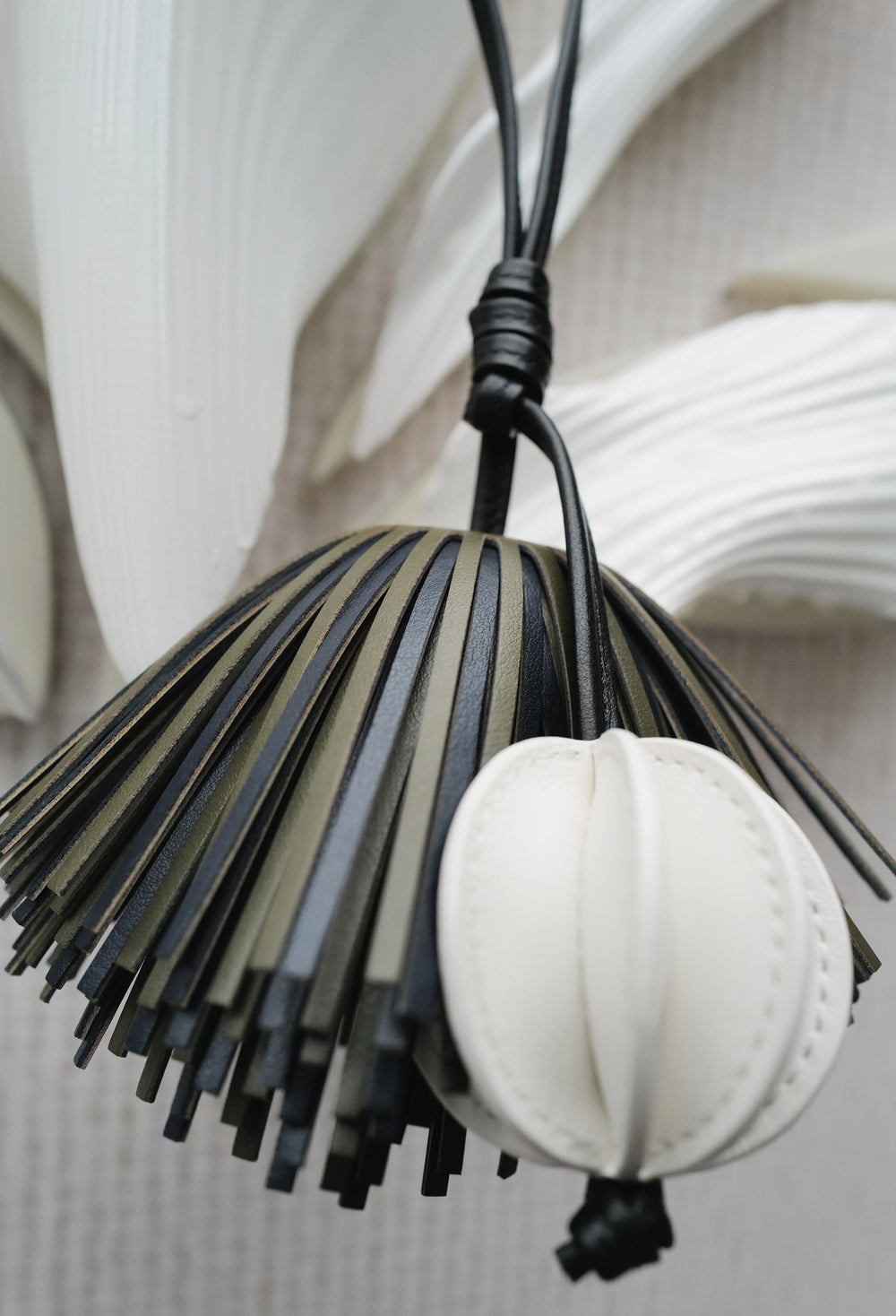 Dandelion Charm khaki