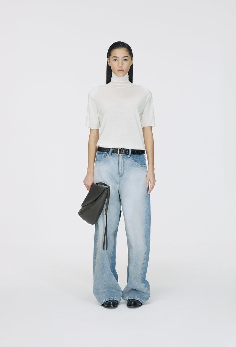 580 Washed Denim