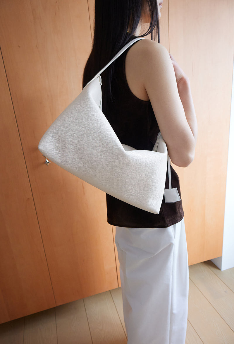 Arc Bag Medium Ivory