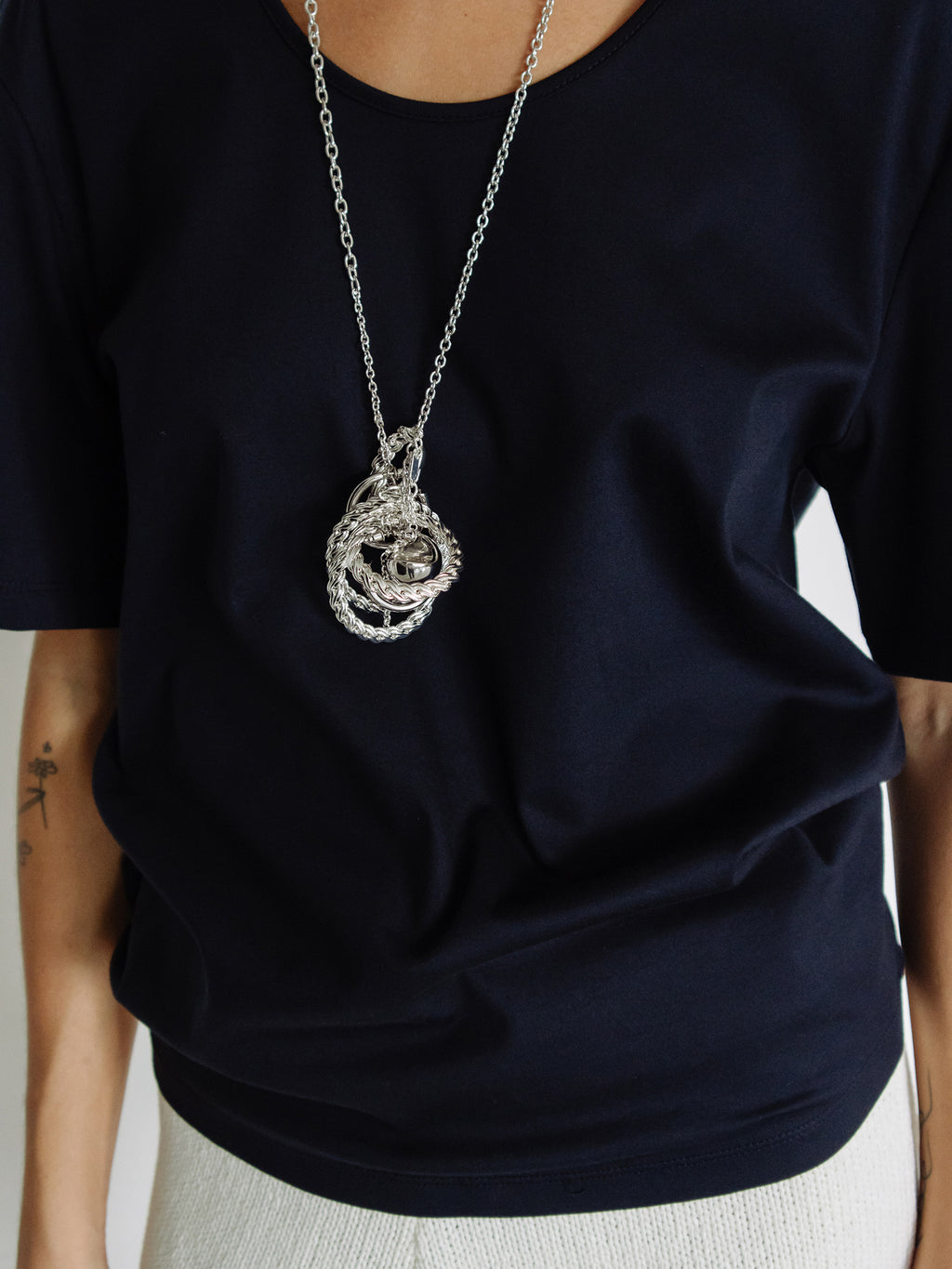 Cotton U-neck T-shirt Navy