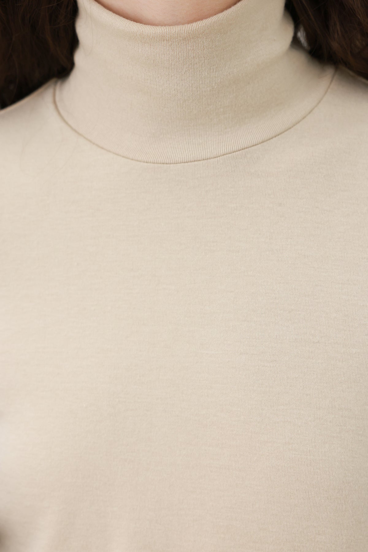 Milky Turtleneck T-shirt Beige