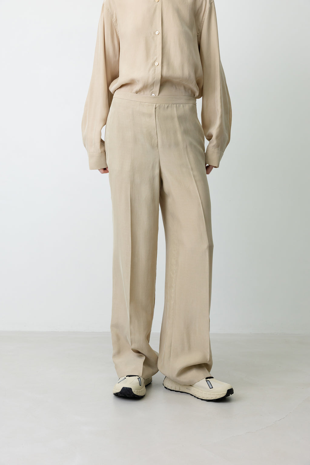 Silky Cupro Shirt Beige