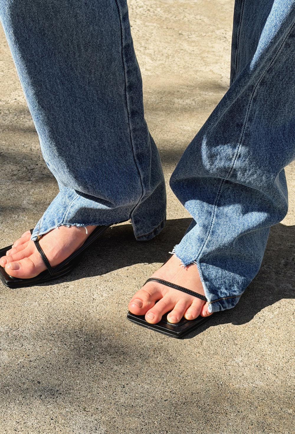 810 Cut Denim Blue