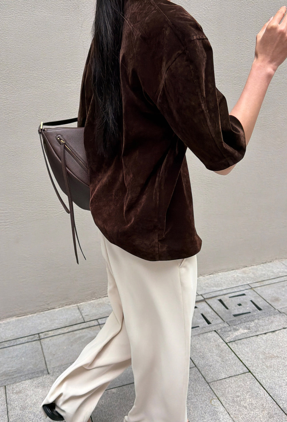 Velour U-neck T-shirt Brown