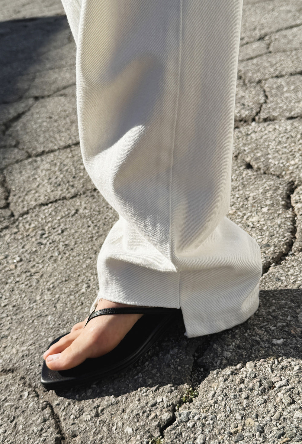 810 Cut-Off Denim Ivory