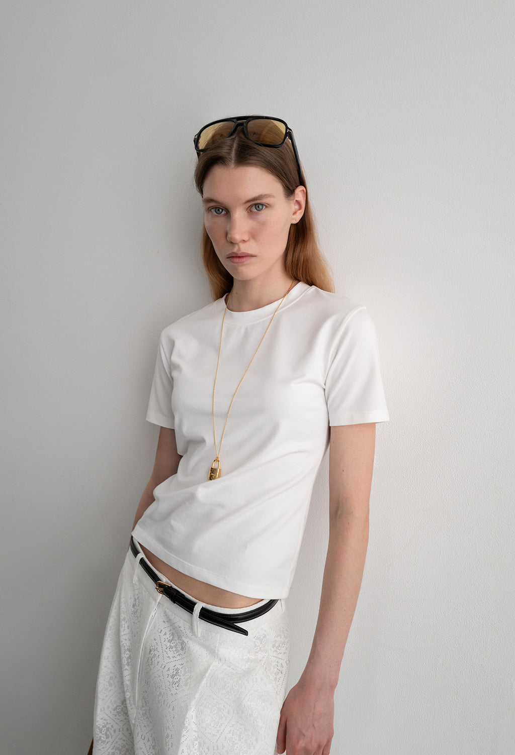 Sleek Buckle Belt Black Gold