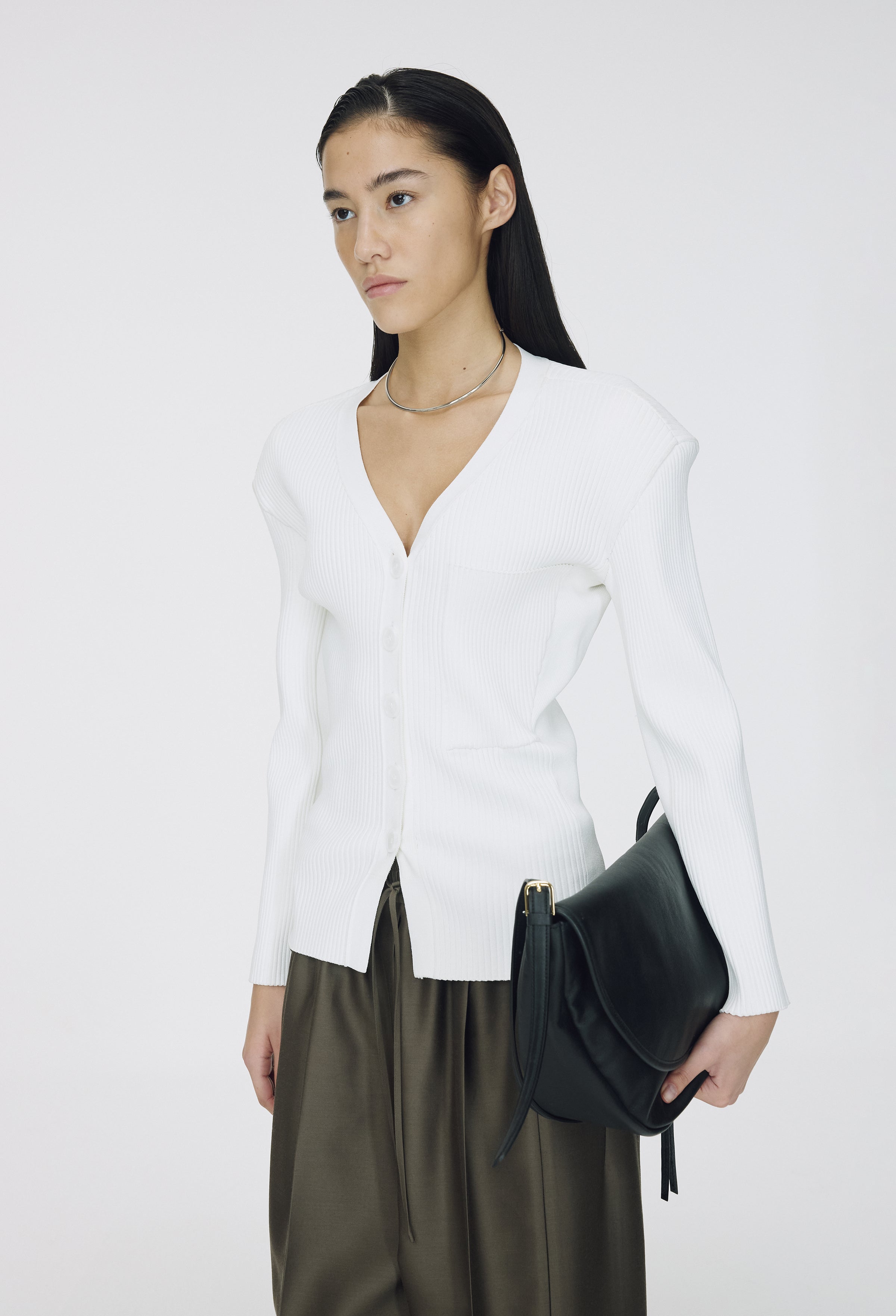 Hourglass V-neck Cardigan Ivory