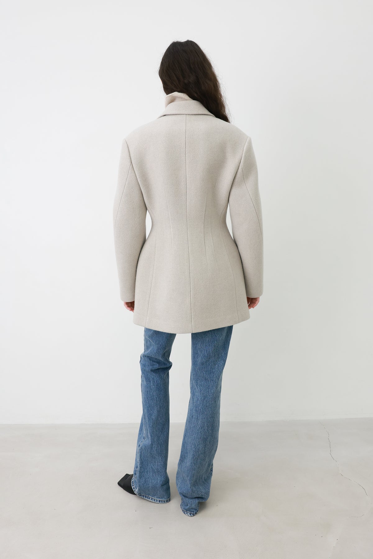 Hourglass Silhouette Coat Ecru