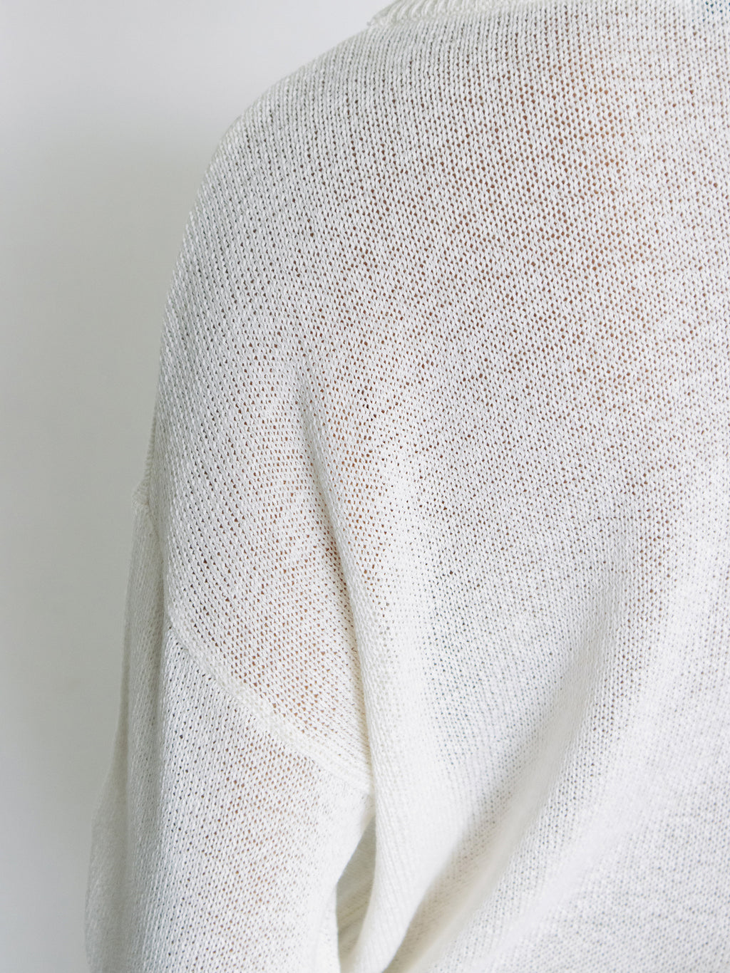 Sheer round pullover ivory
