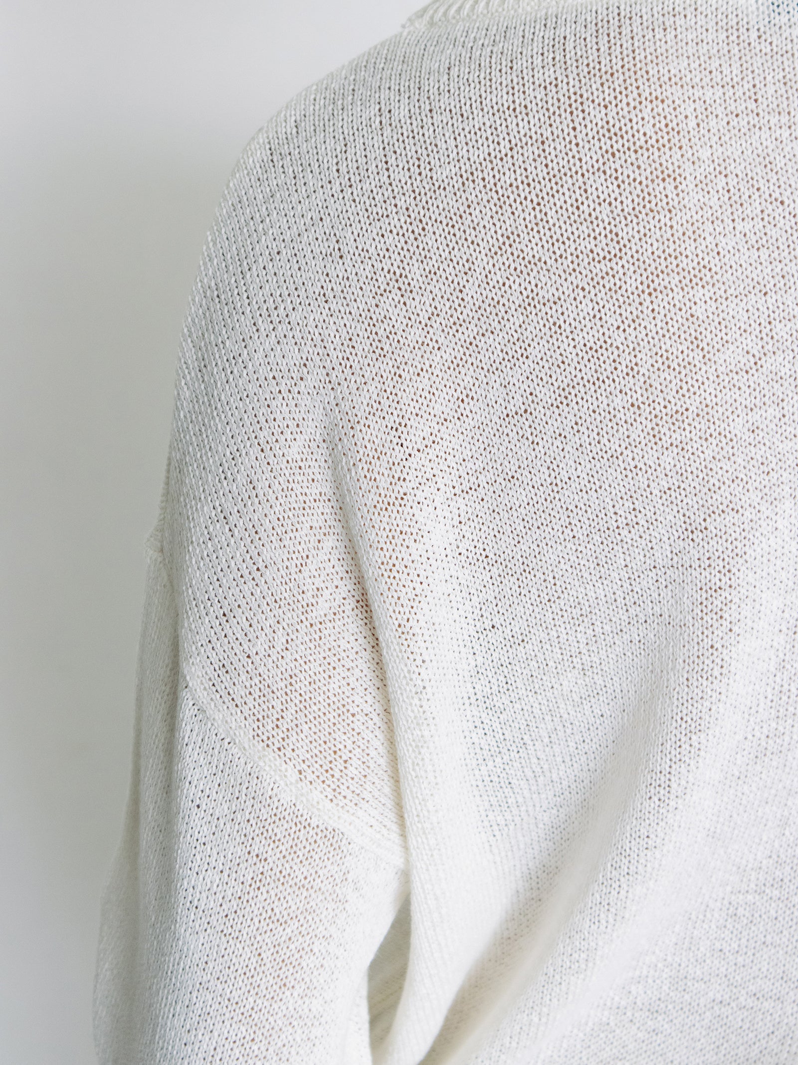 Sheer round pullover ivory