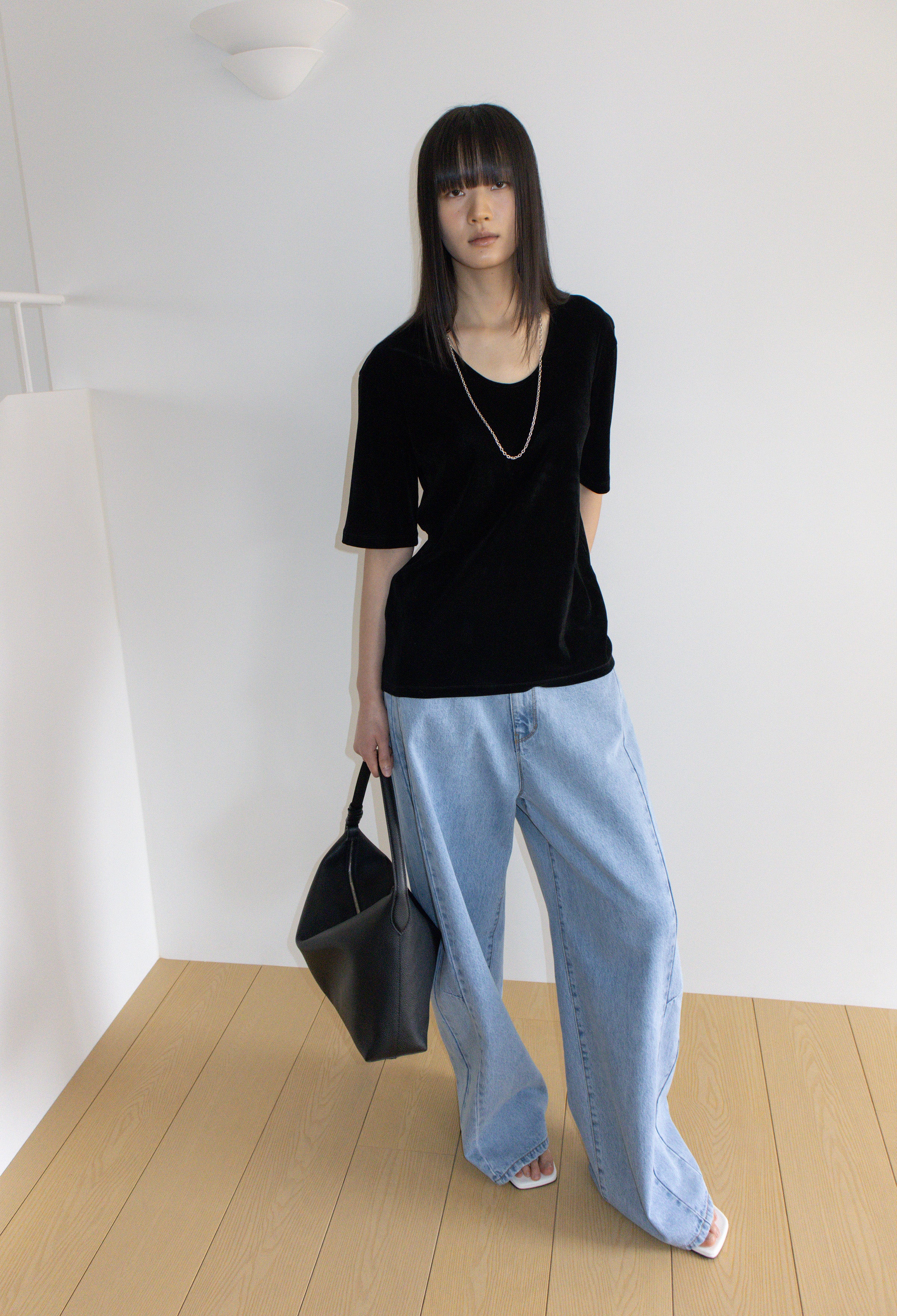 Velour U-neck T-shirt Black