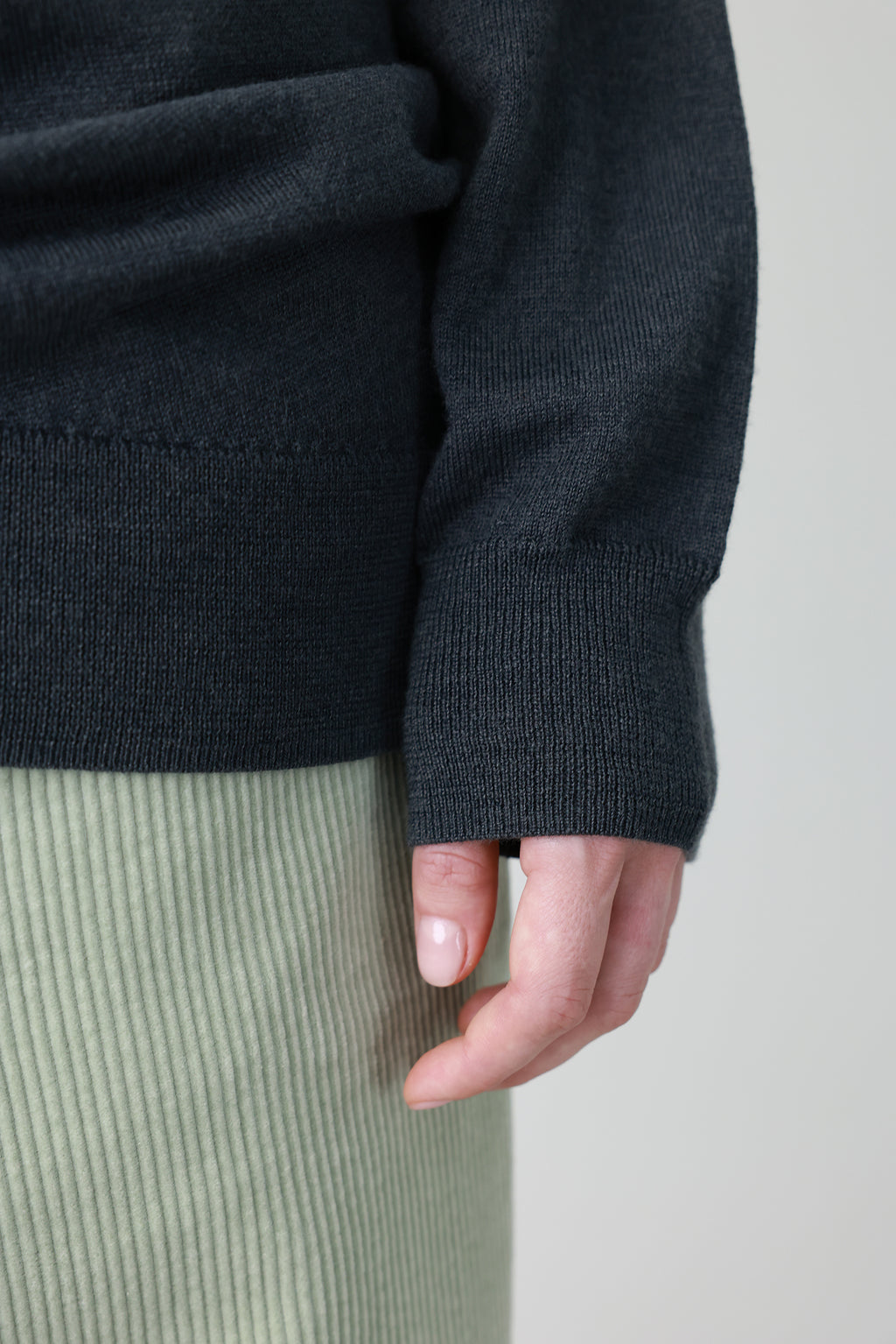 Wool Blend Turtleneck Knit Dark Gray