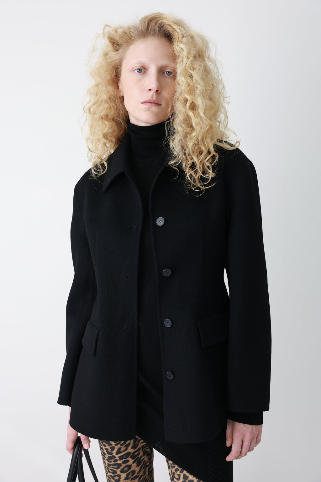 Slender Handmade Coat Black
