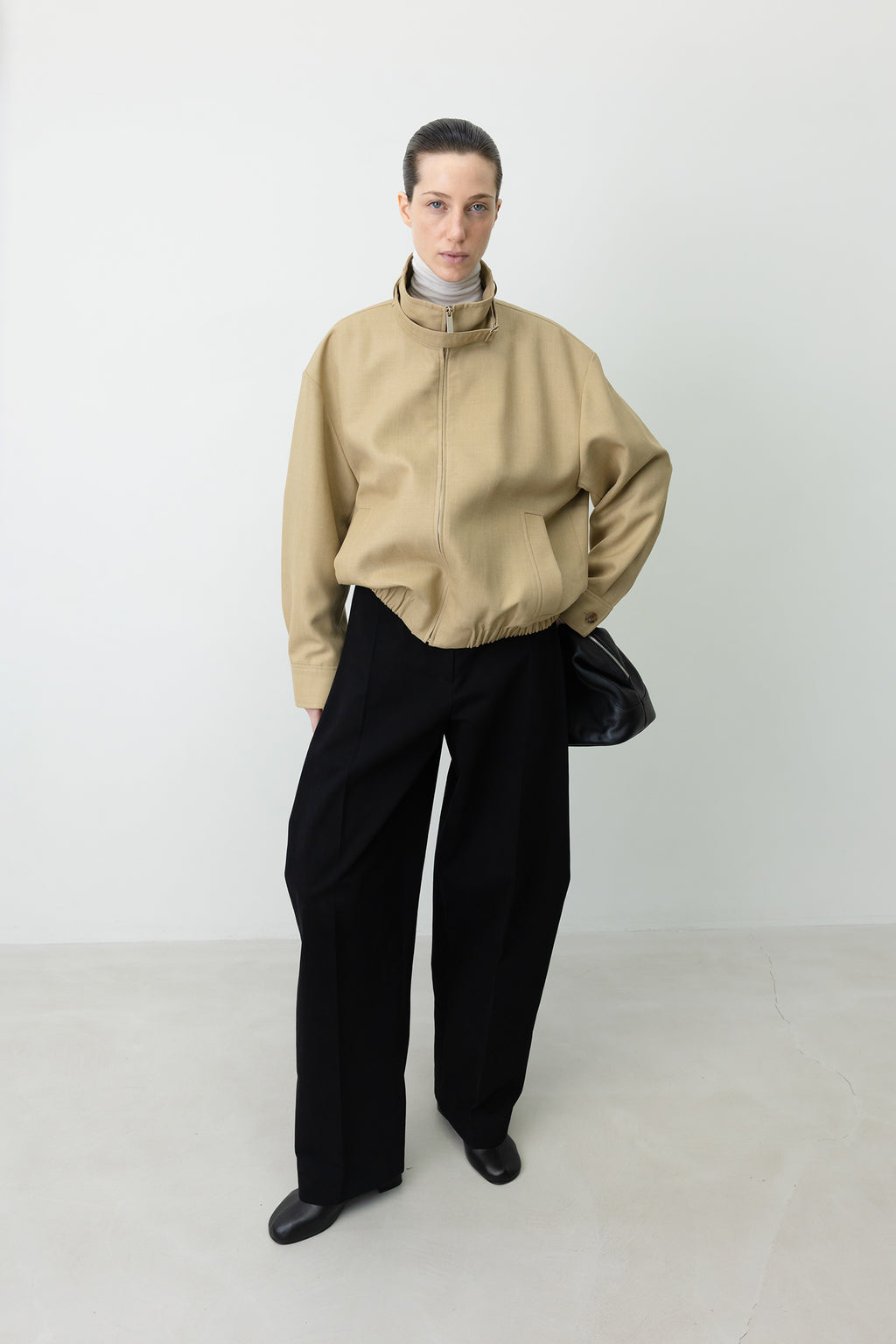 High-Neck Blouson Jumper Beige