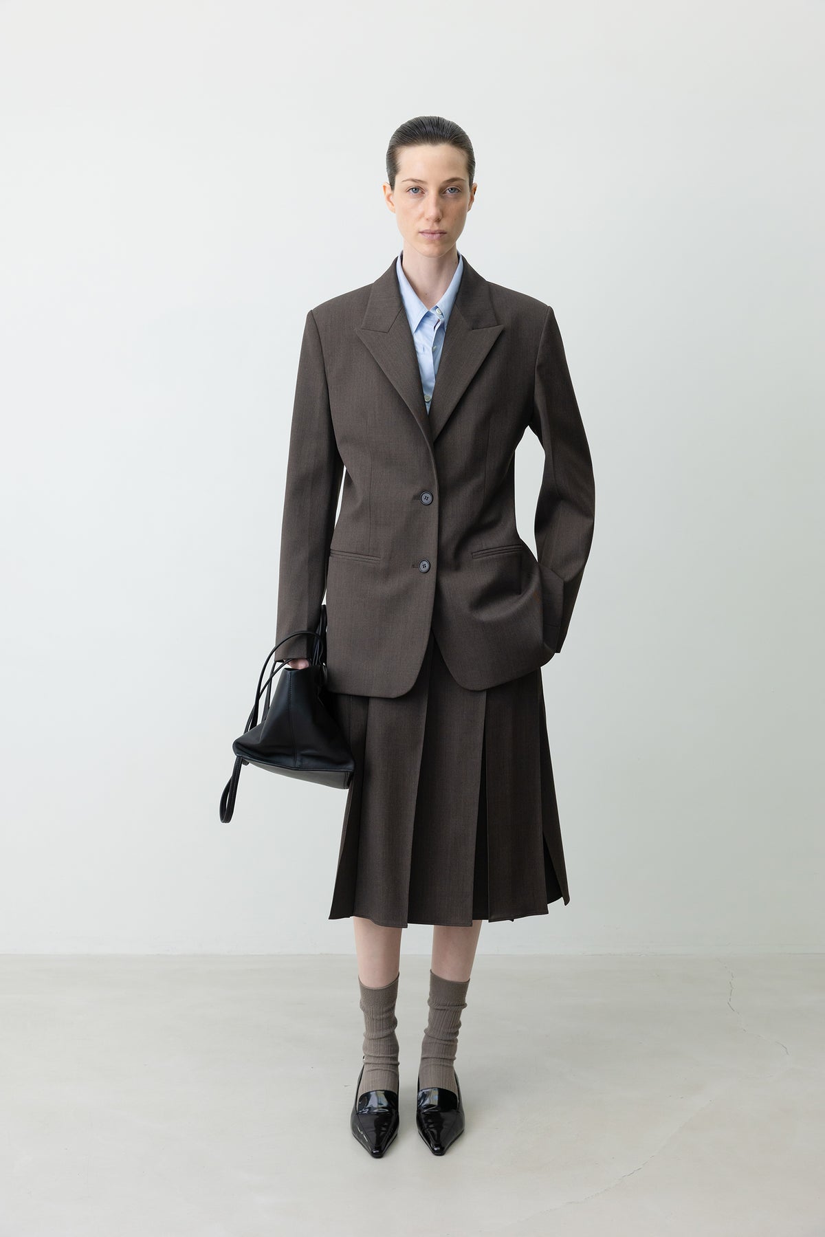 Tailored single jacket