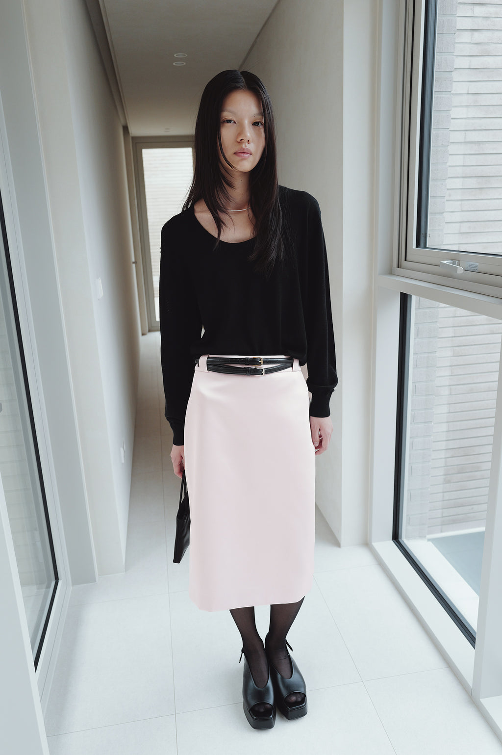 Washable 100% Wool U-Neck Pullover Black