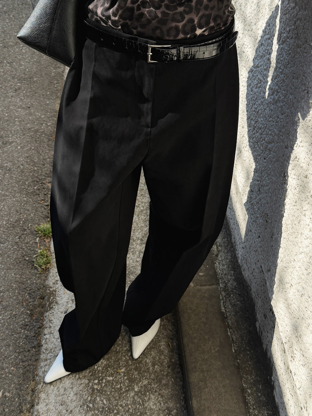 Cotton Volume Tuck Pants Black