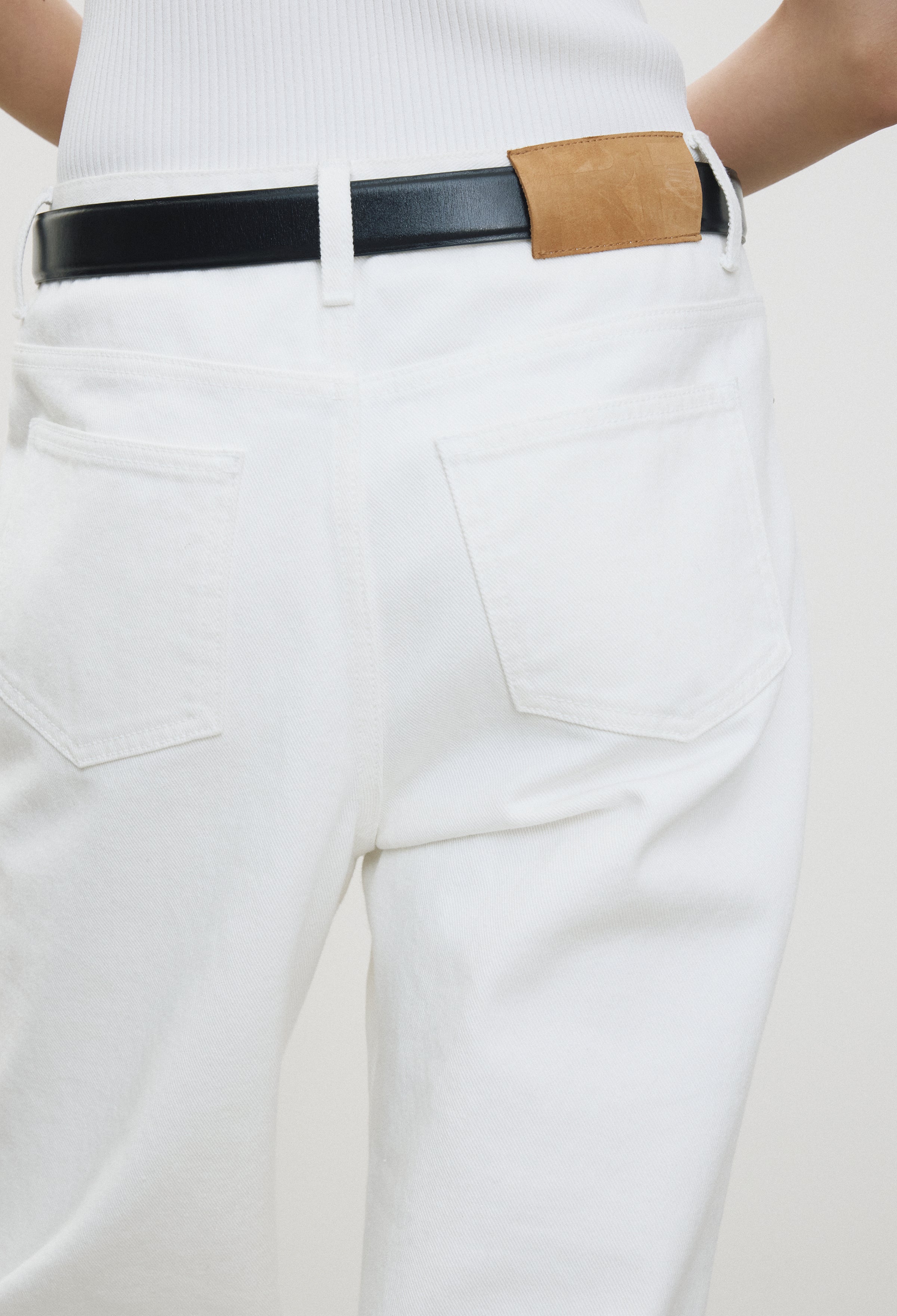 810 Cut-Off Denim Ivory