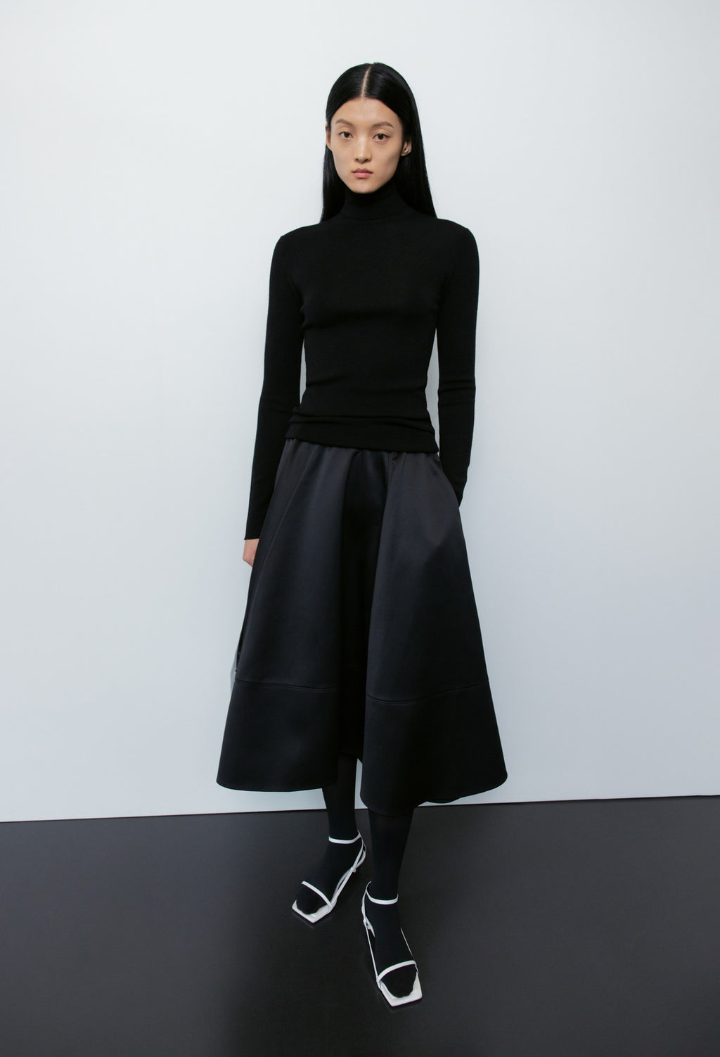 25SS 새틴 풀 스커트 블랙