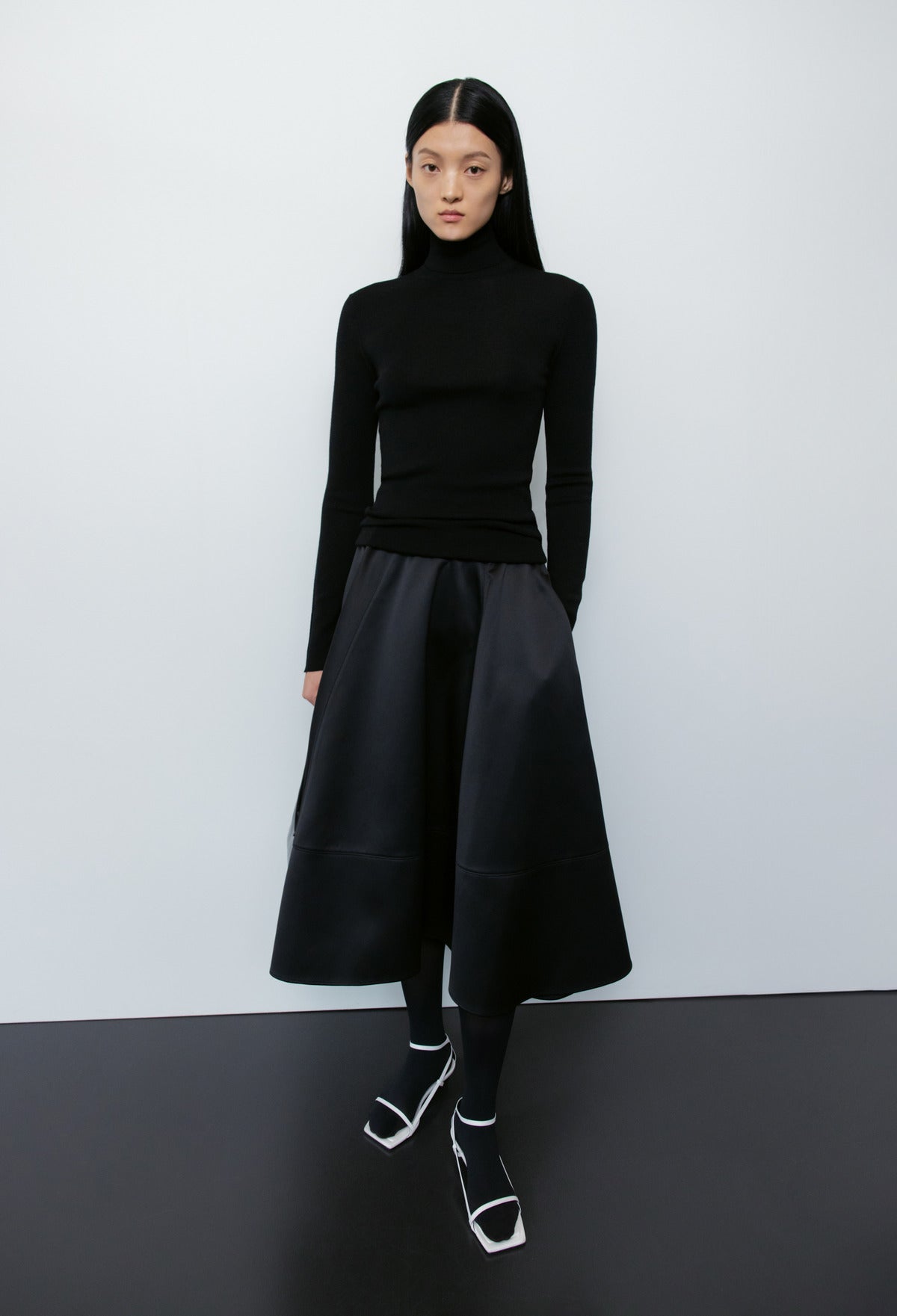 25SS 새틴 풀 스커트 블랙