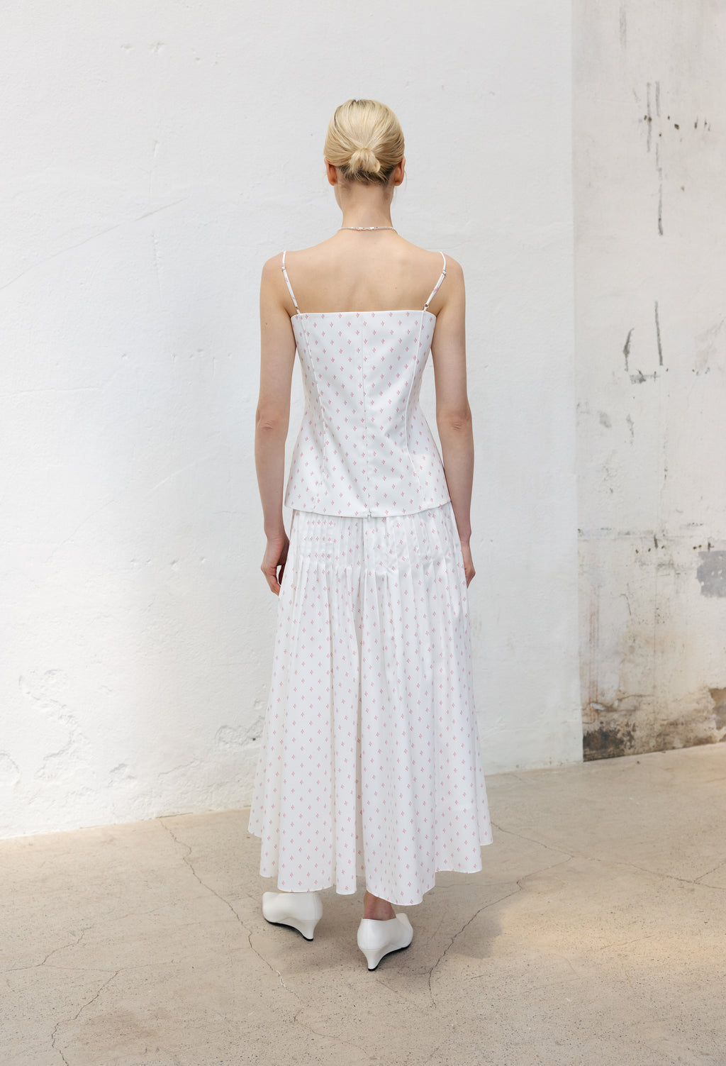 Pintuck full skirt white