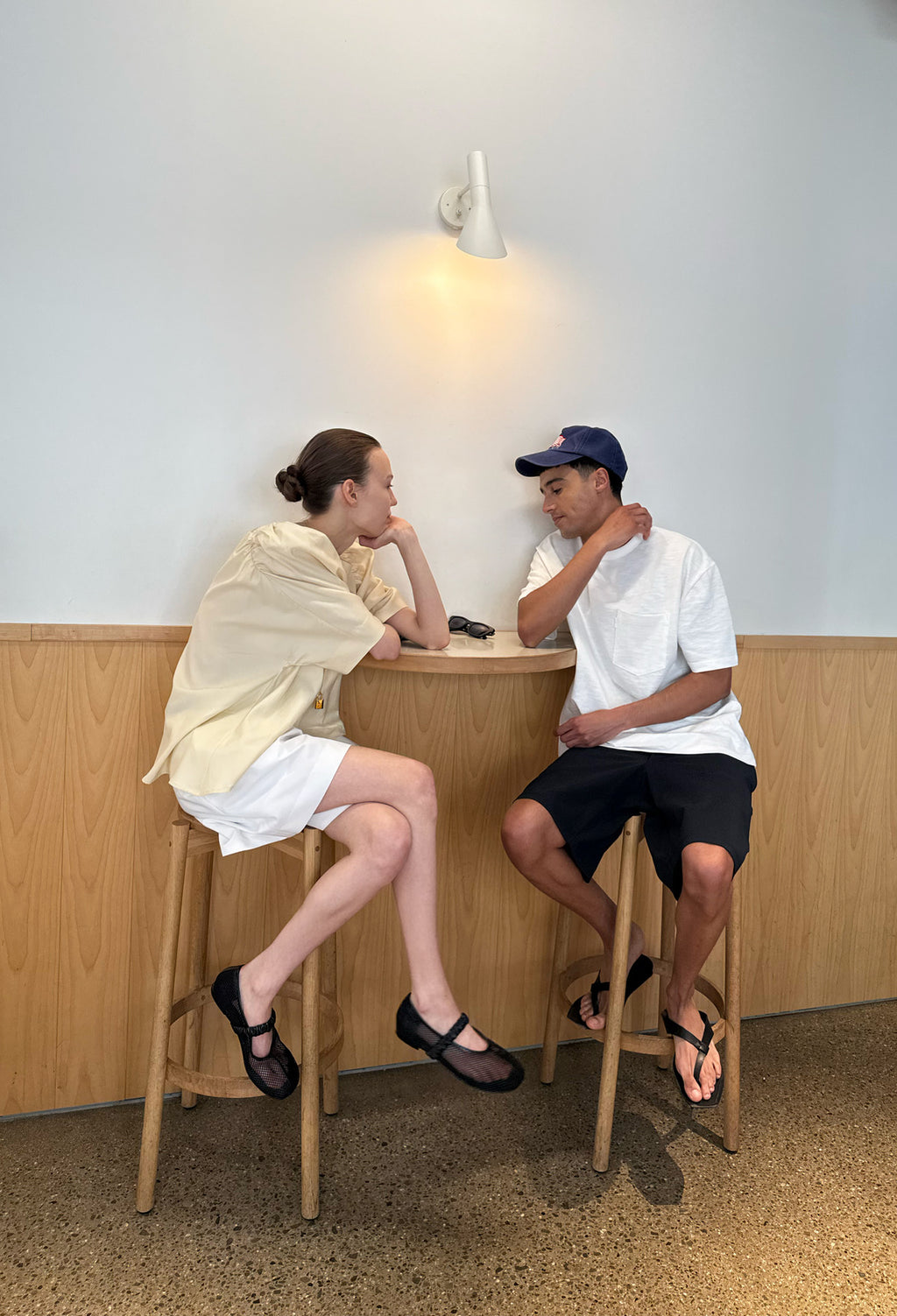 볼륨 셔링 블라우스 버터