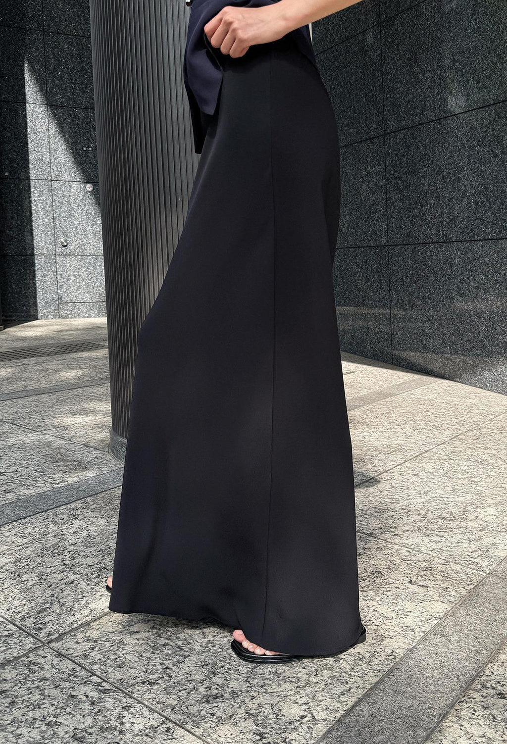 25SS 썸머 루 스커트 블랙