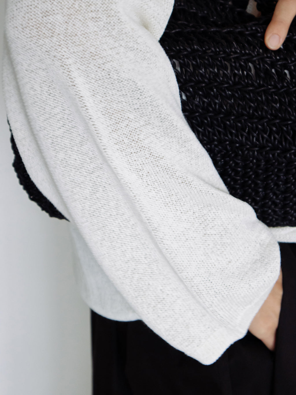 Sheer round pullover ivory