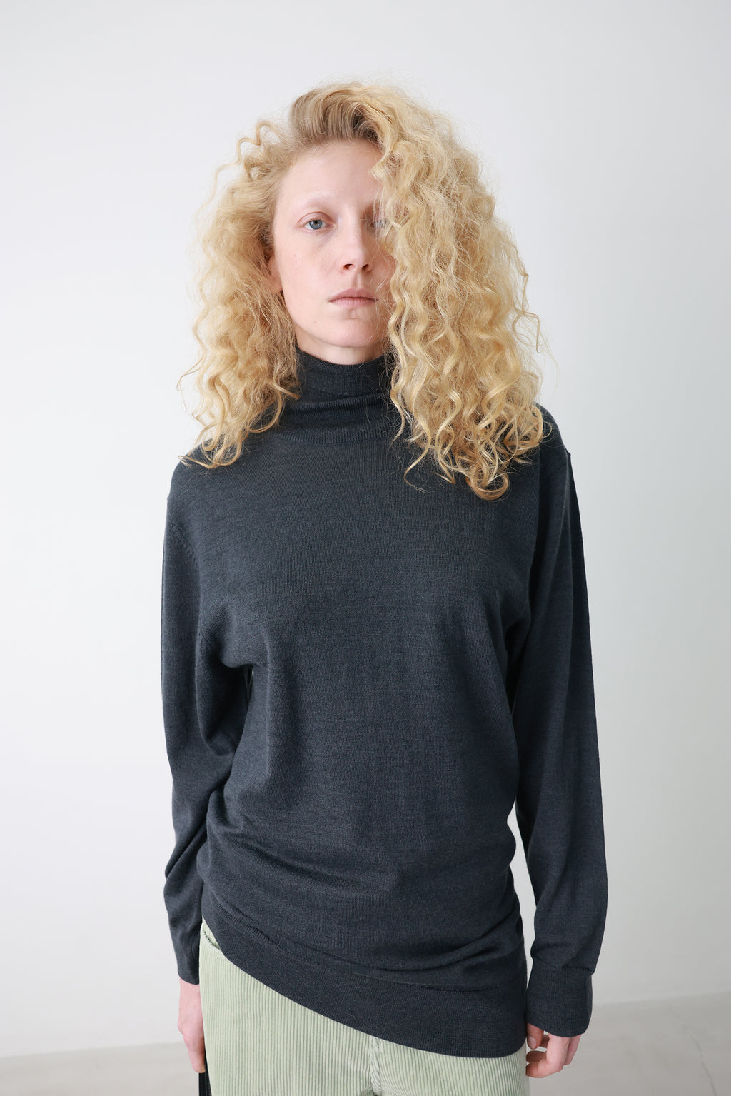 Wool Blend Turtleneck Knit Dark Gray