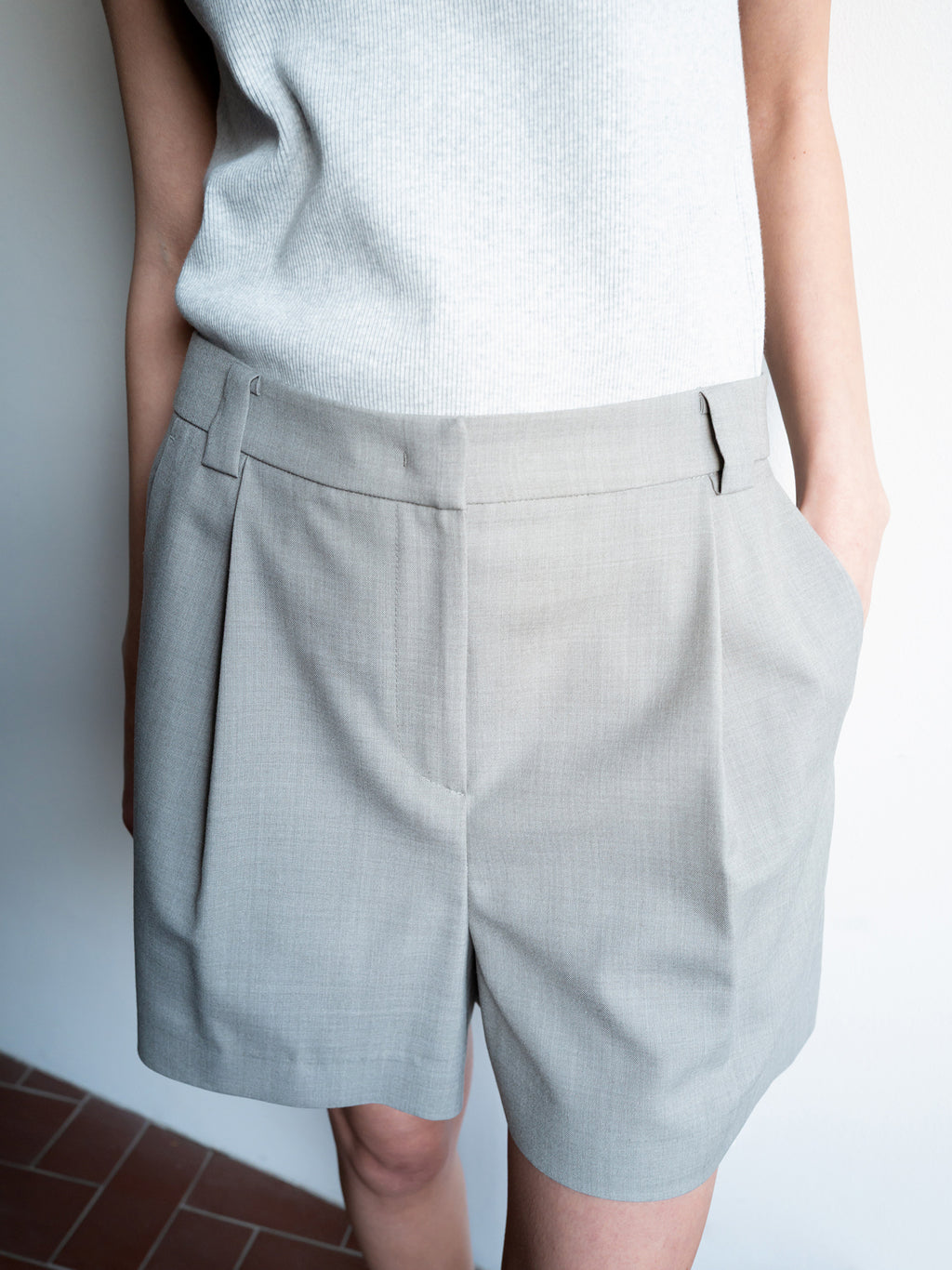 Clear Wool Shorts Gray
