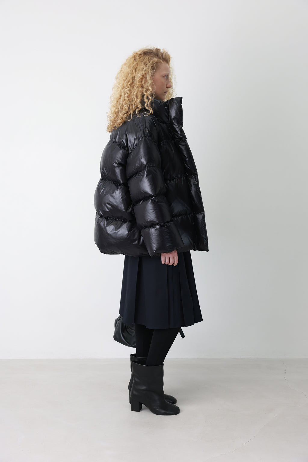 Fluffy Goose Down Black