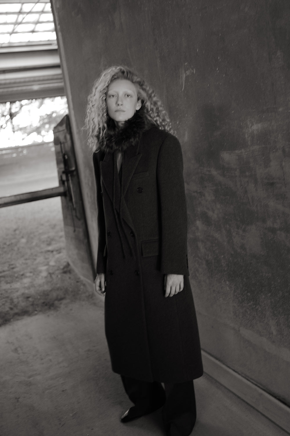 Double Tailored Long Coat Charcoal