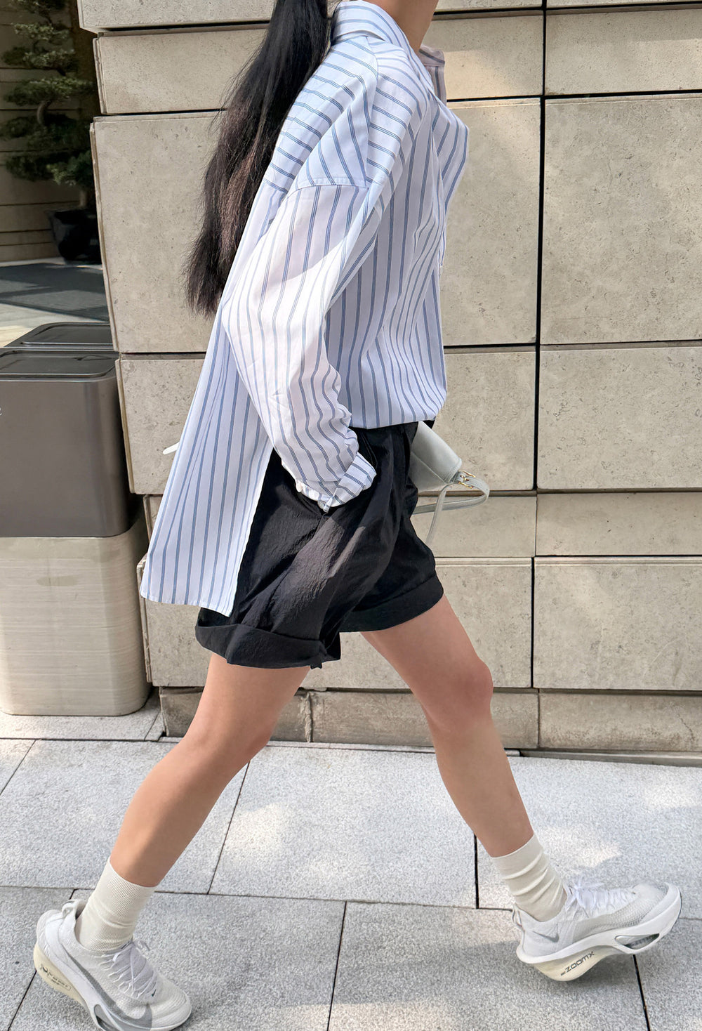 에어리 나일론 쇼츠 차콜