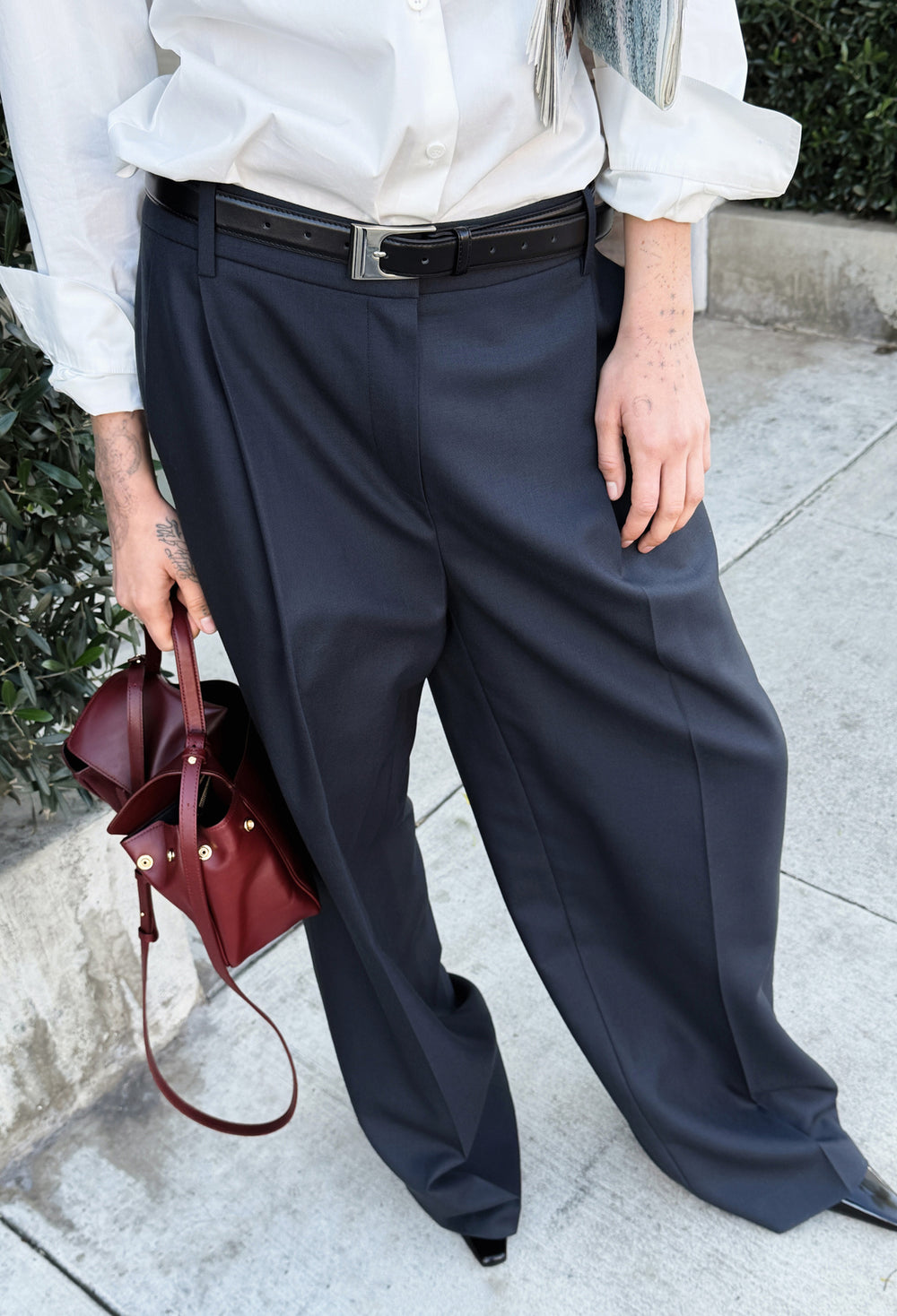 Wool 100 One-Pleat Trousers Navy