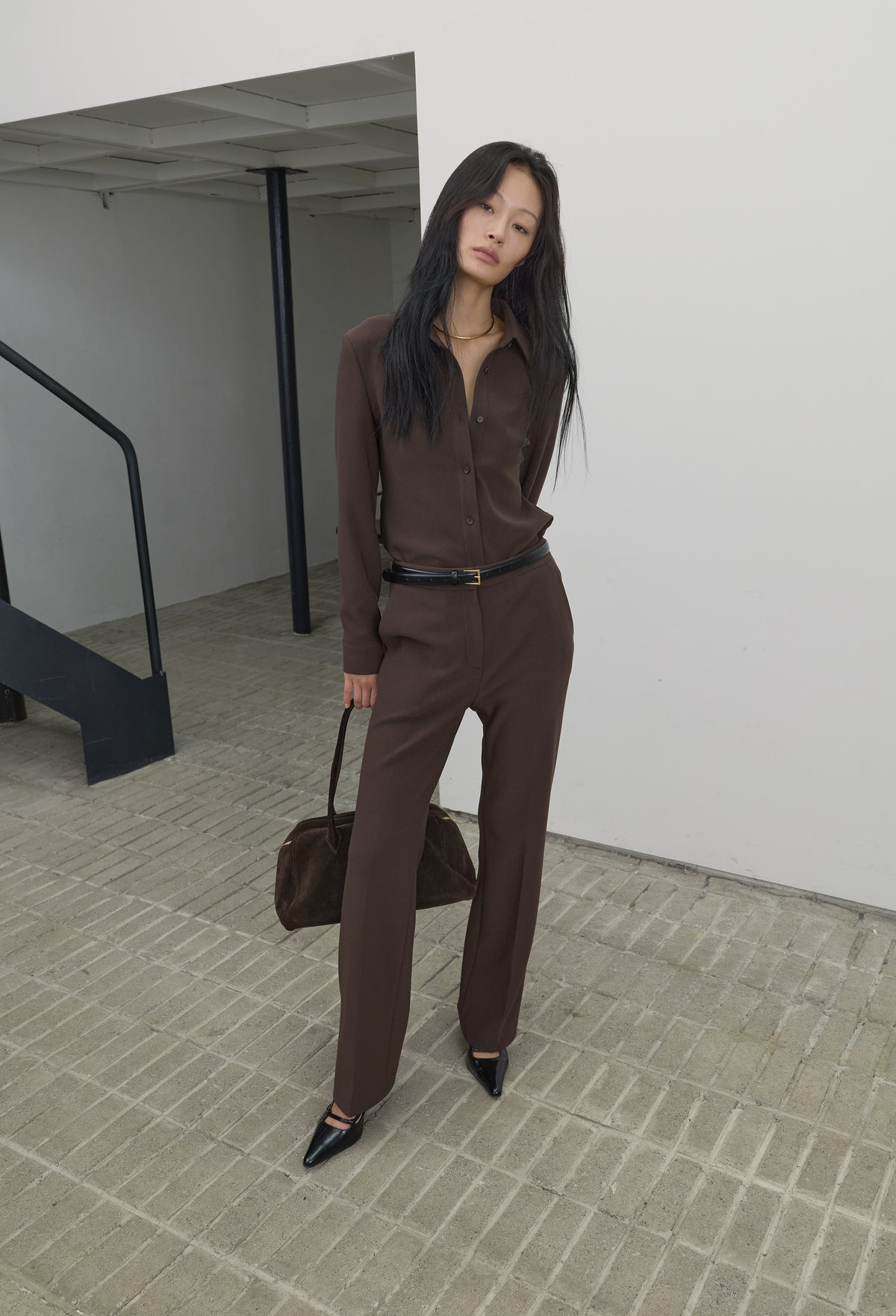 [리퍼브] 25FW 고밀도 슬림핏 팬츠 브라운