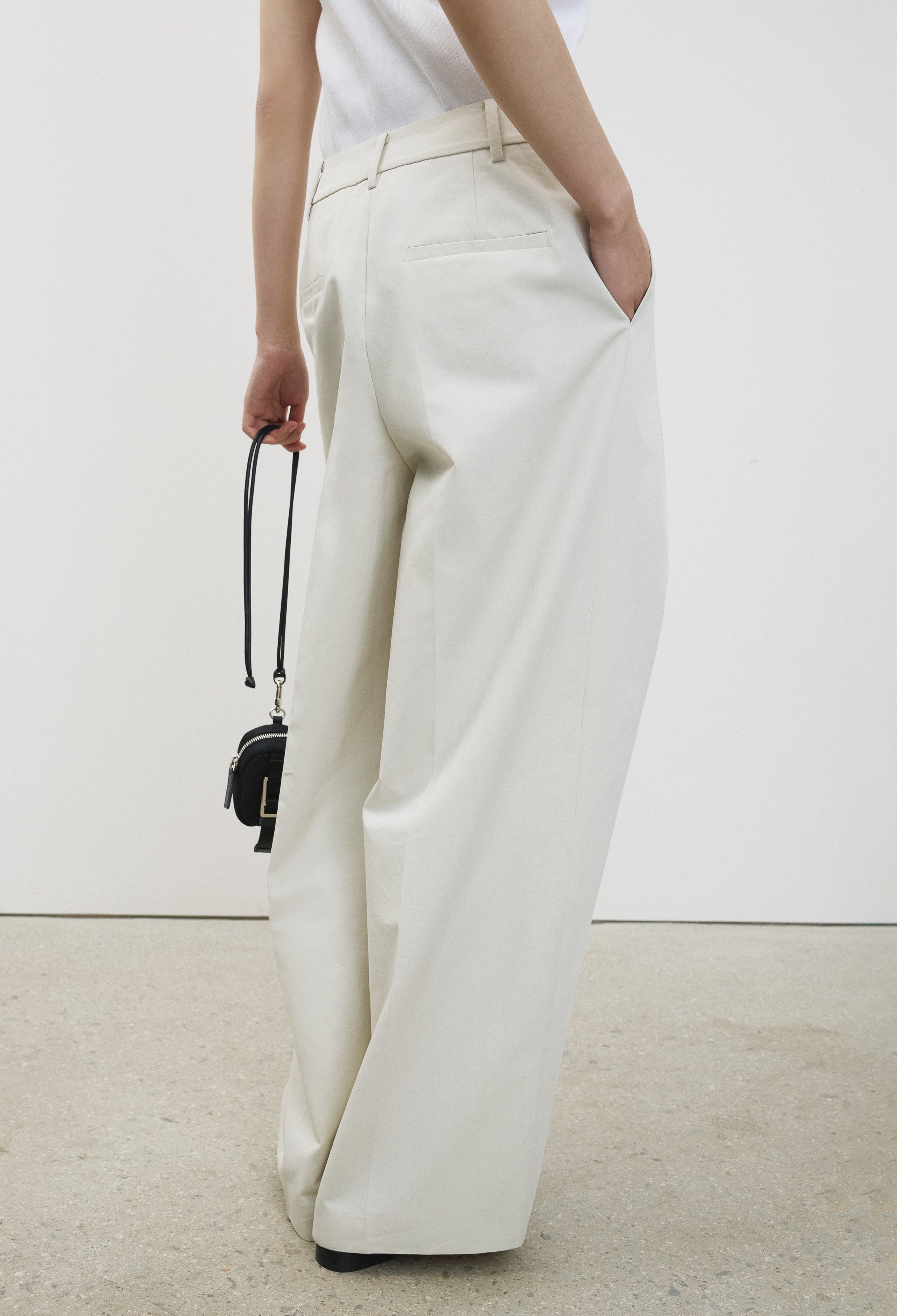 Cotton Wide Trousers Beige