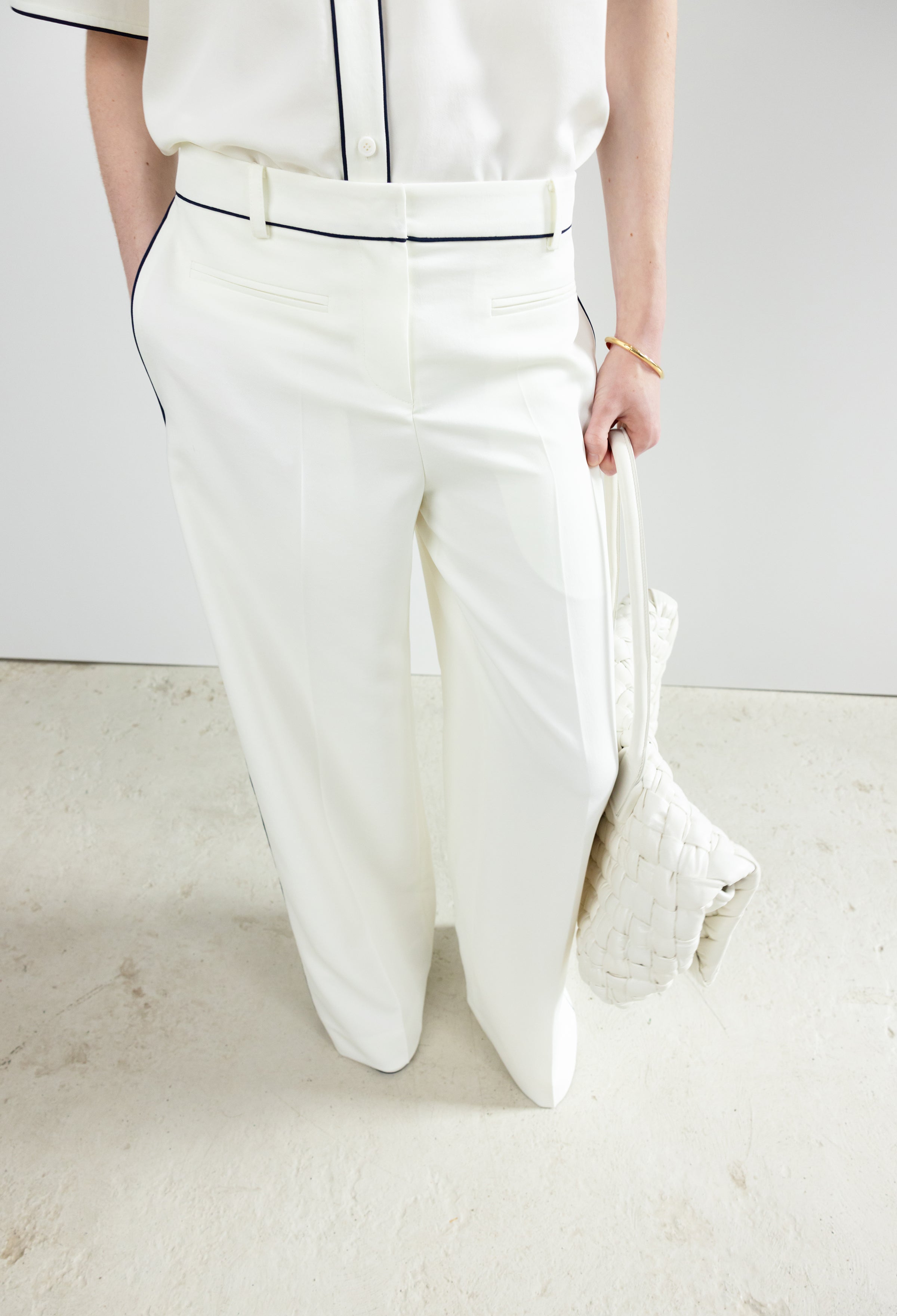 라이닝 로우라이즈 팬츠 - 아이보리