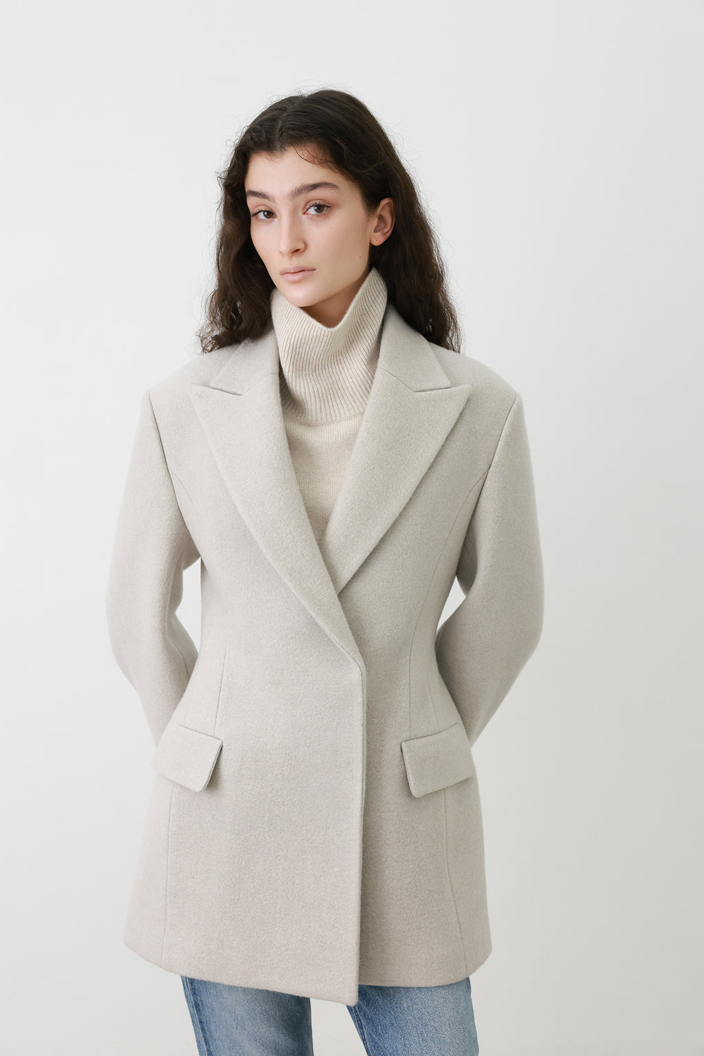 Hourglass Silhouette Coat Ecru