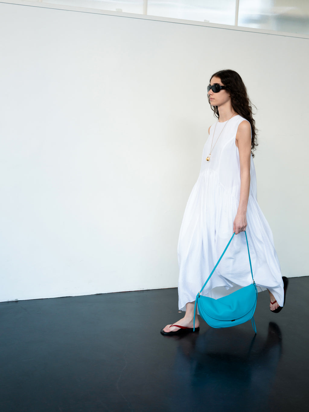 Crescent Bag Medium Togobeeige