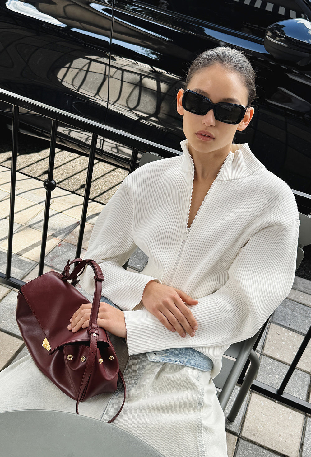 High-density Knit Zip-Up Ivory