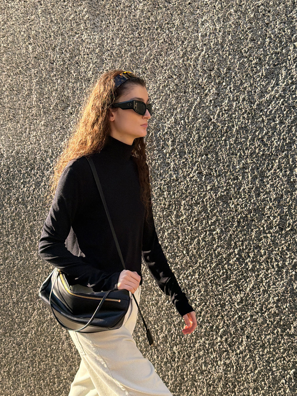 Milky Turtleneck T-shirt Black