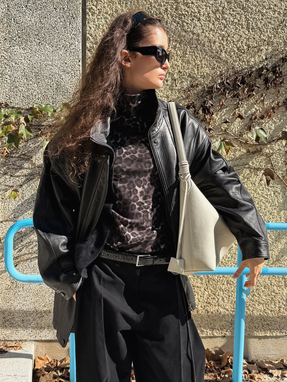 Cotton Volume Tuck Pants Black