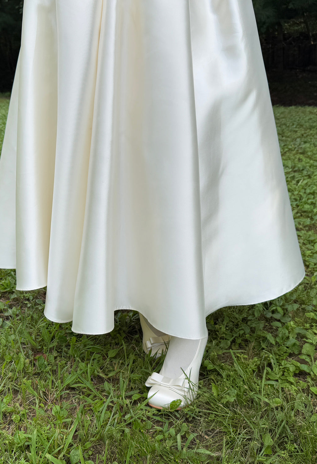 Satin Ribbon Round Pumps Ivory
