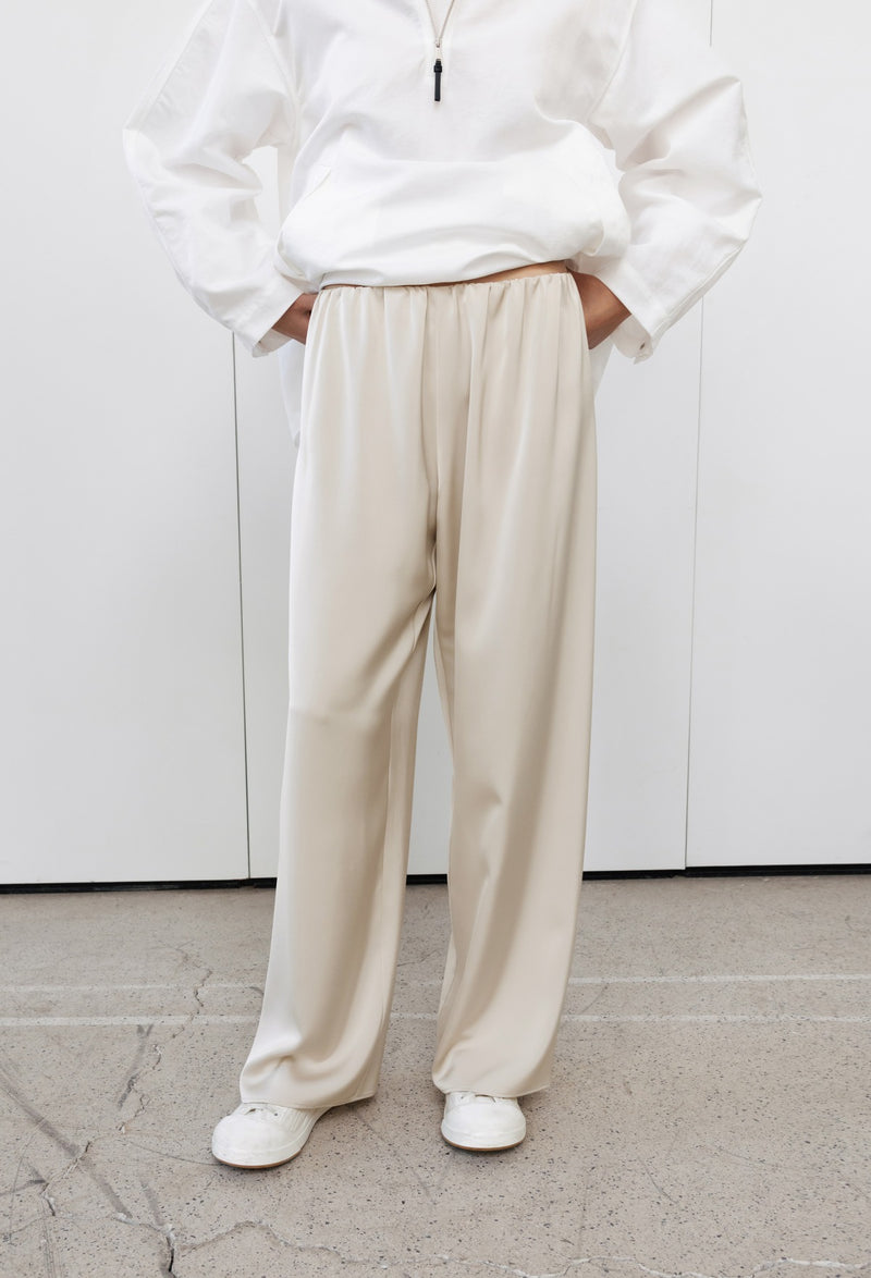 Satin shirred pants beige