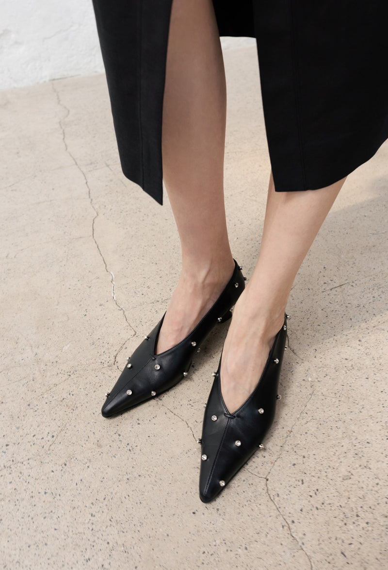 Crystal Pointed Wedge Heels Black