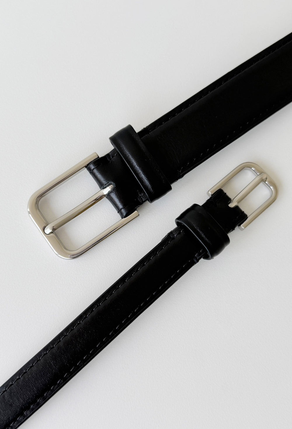 Sleek Buckle Belt Black Silver